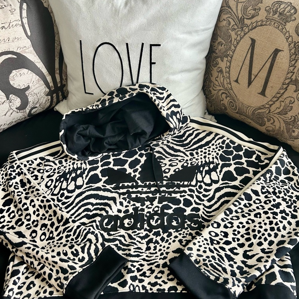 Adidas All-Over Animal Print Cropped Hoodie Sz M🔥🔥🔥 - Picture 2 of 5